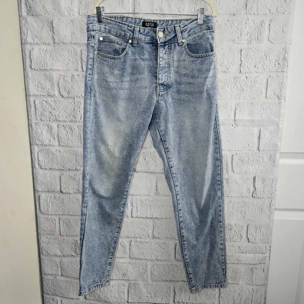 BoohooMAN Light Wash Straight Leg Button Fly Rigid Jeans 32 Long